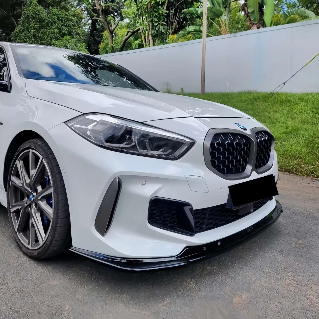 BMW 1 Series F40 Gloss Black Front Lip Splitter (2019-2024)
